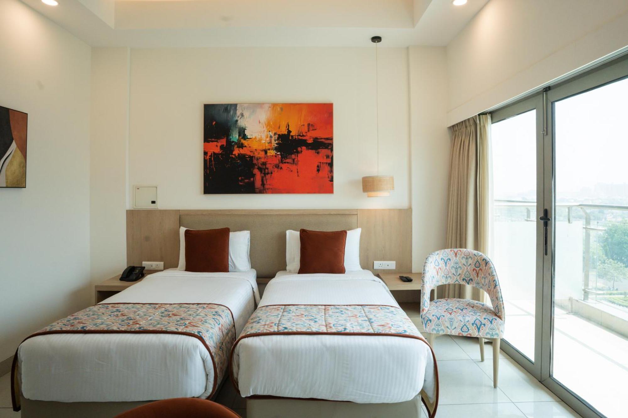 Ar Suites Klj Square Gurgaon Ngoại thất bức ảnh