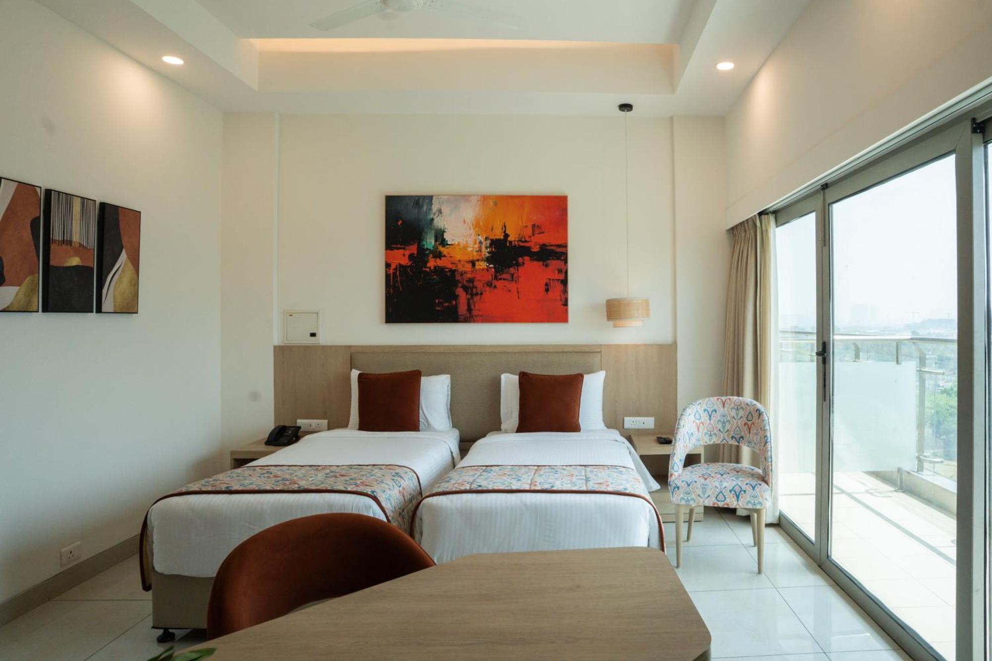 Ar Suites Klj Square Gurgaon Ngoại thất bức ảnh