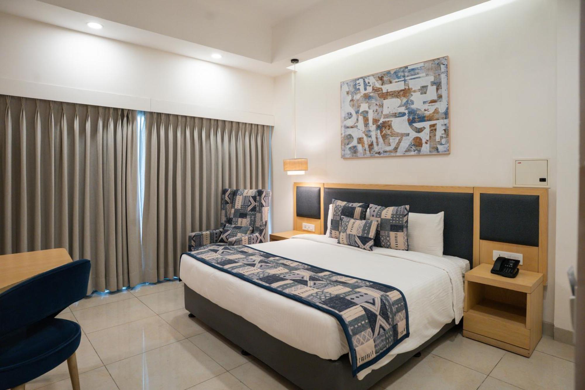 Ar Suites Klj Square Gurgaon Ngoại thất bức ảnh