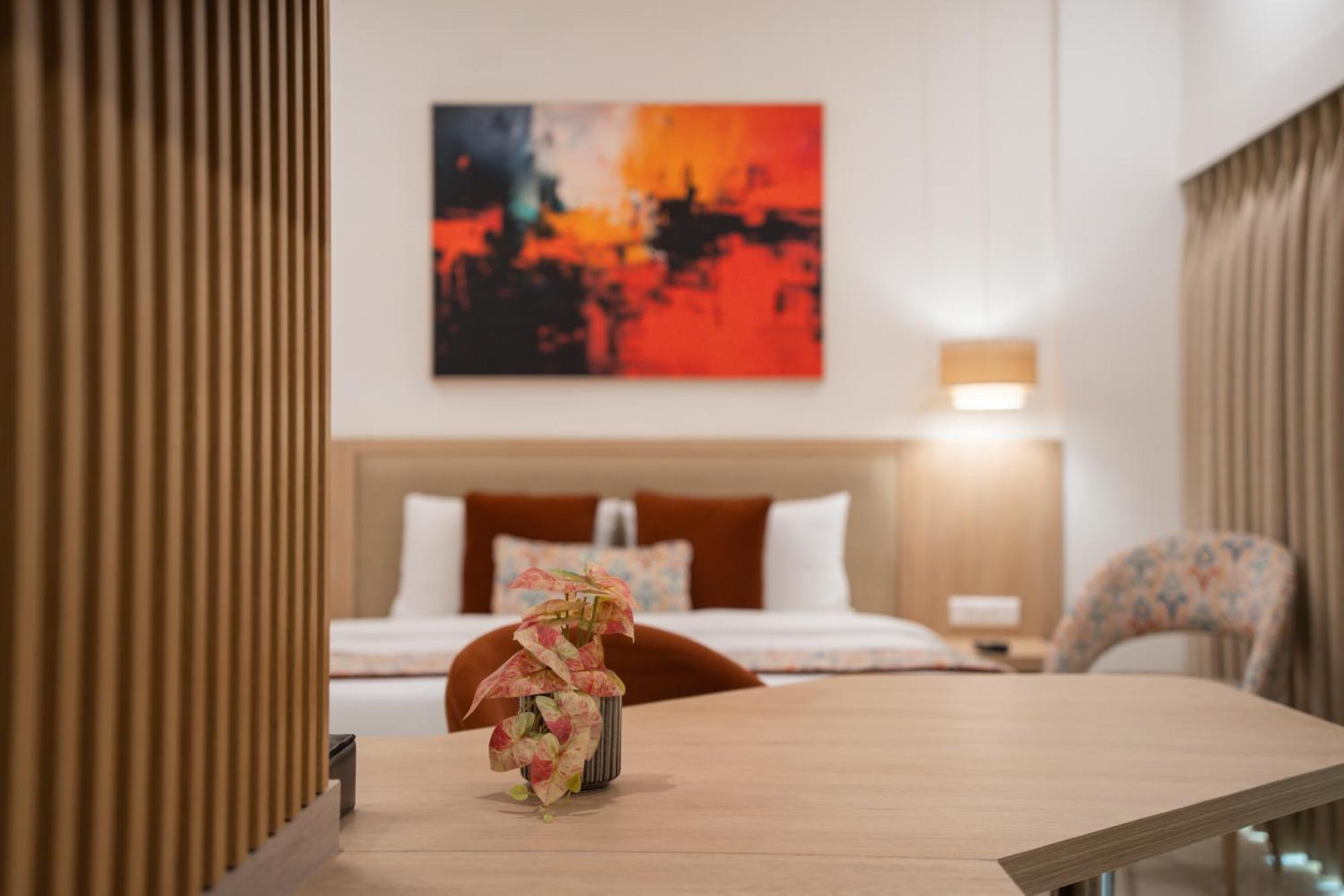 Ar Suites Klj Square Gurgaon Ngoại thất bức ảnh