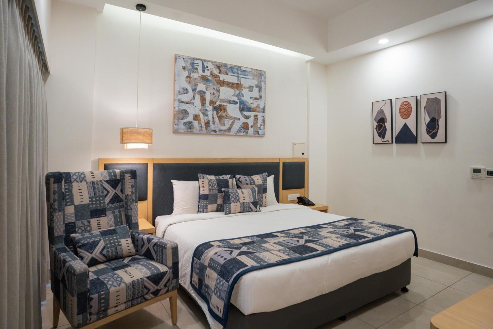 Ar Suites Klj Square Gurgaon Ngoại thất bức ảnh