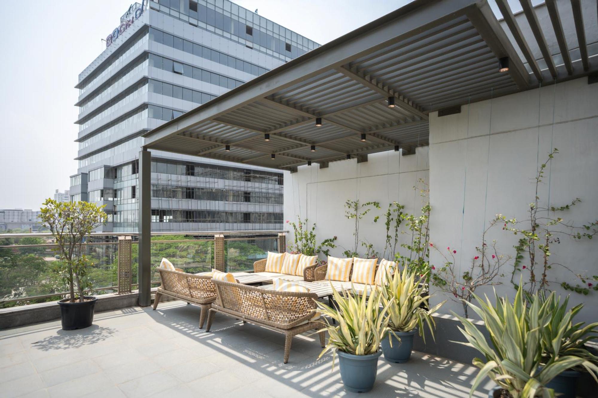 Ar Suites Klj Square Gurgaon Ngoại thất bức ảnh