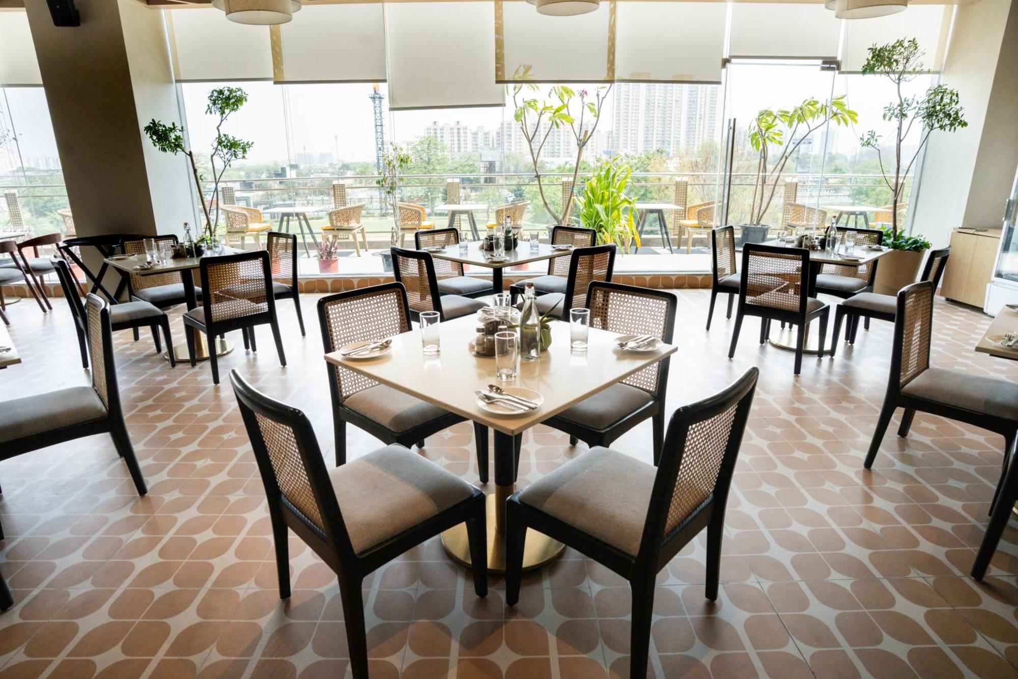 Ar Suites Klj Square Gurgaon Ngoại thất bức ảnh